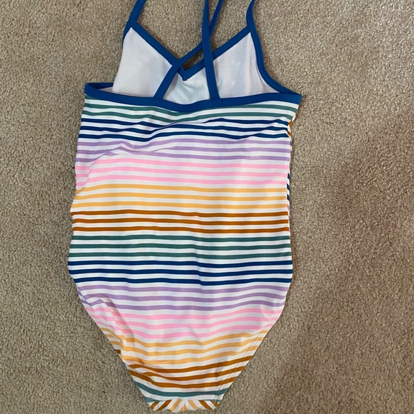 3 bathing suits size 6 - Picture 3 of 6